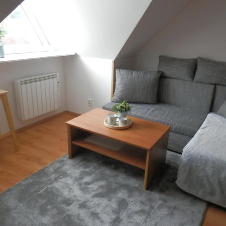 Apartment Peter Доновали Екстериор снимка