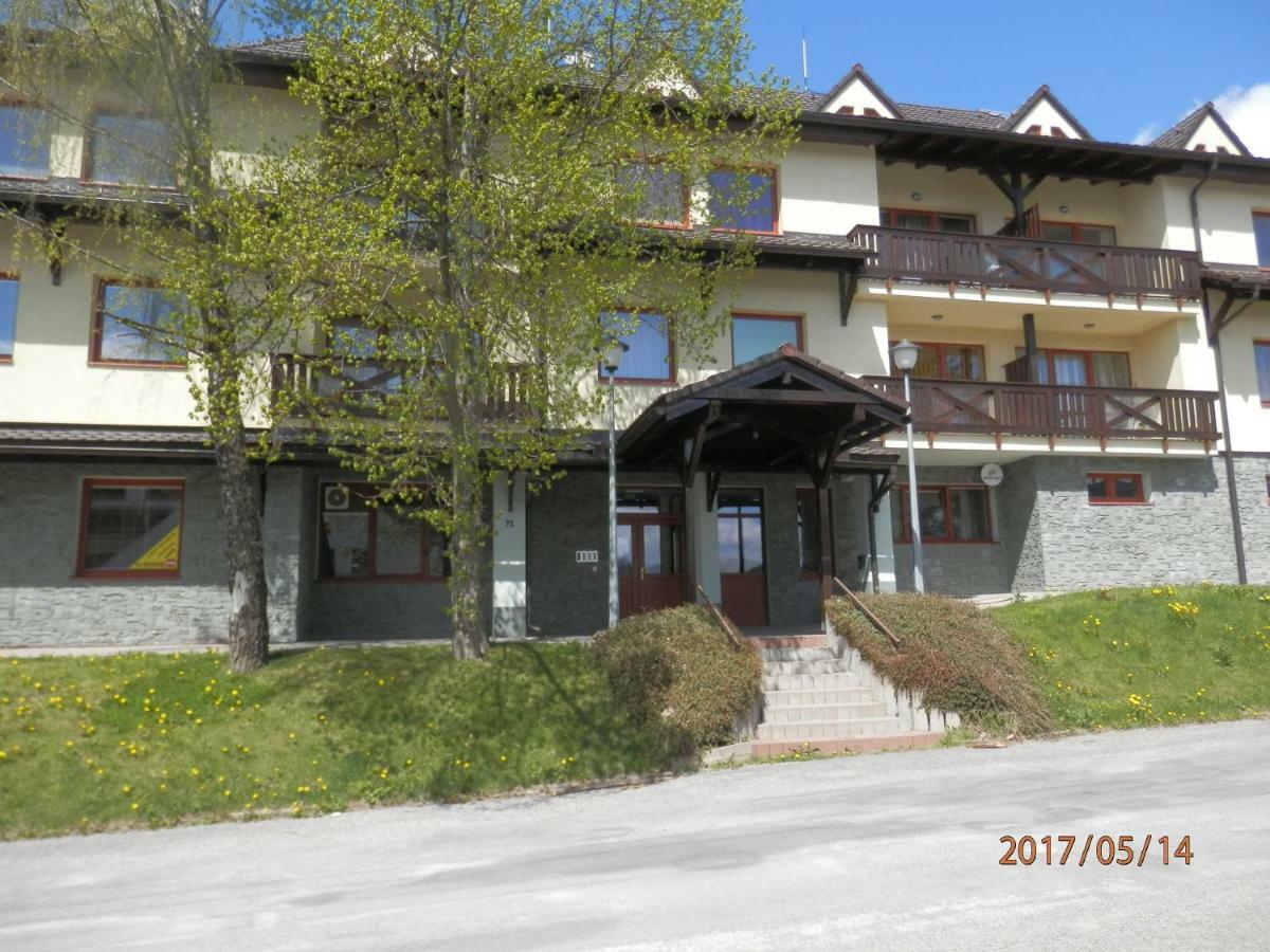 Apartment Peter Доновали Екстериор снимка