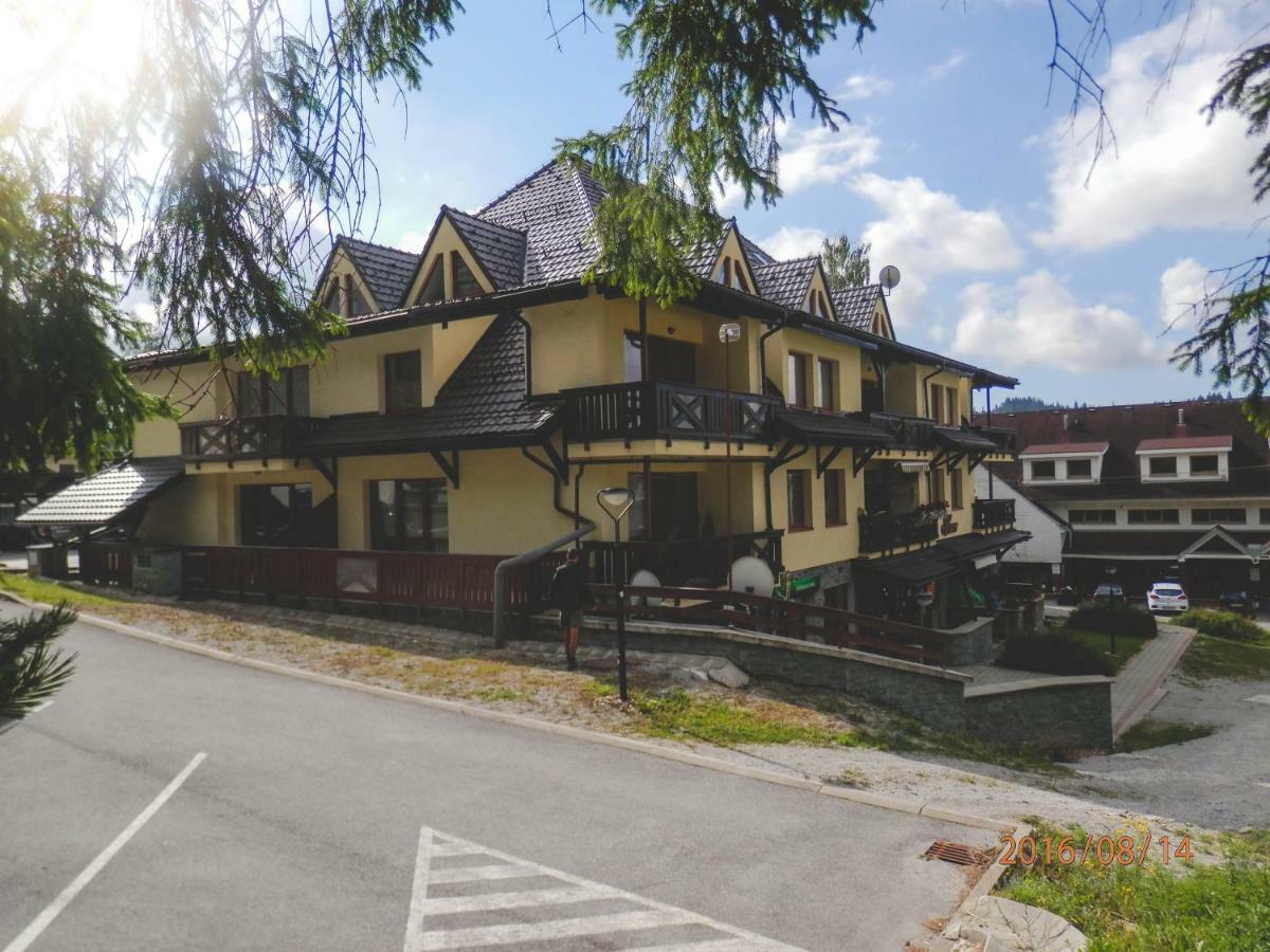 Apartment Peter Доновали Екстериор снимка